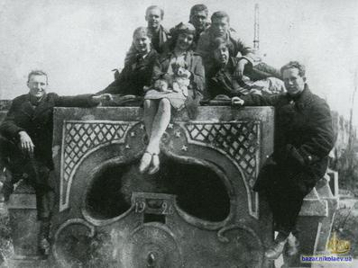 Физкультурники на Турецком фонтане 1930е годы.