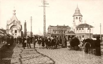 Пересечение улиц Соборной и Херсонской. 1918 год.