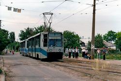 Состав из двух вагонов 2131-2132 на ул. 7 Продольная, недалеко от ул. Космонавтов.