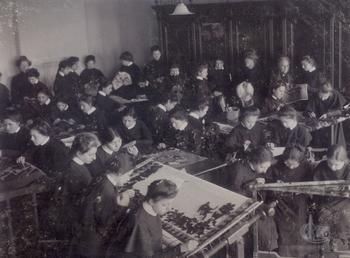 Ученицы Мариинской 1-й женской гимназии Николаева